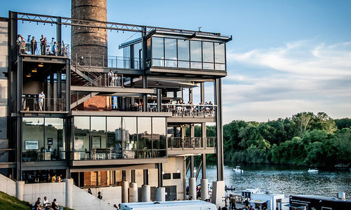 The Boathouse Restaurant in Rocketts Landing